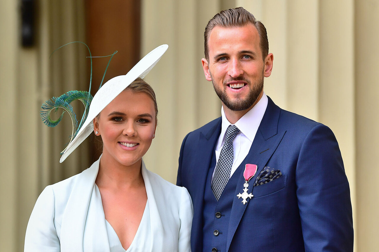 Who is Harry Kane's wife Katie Goodland, and how many children do