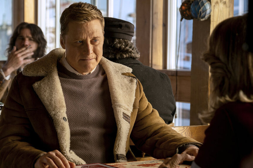 Harry Vanderspeigle (Alan Tudyk) during Resident Alien Season 4 Episode 3.